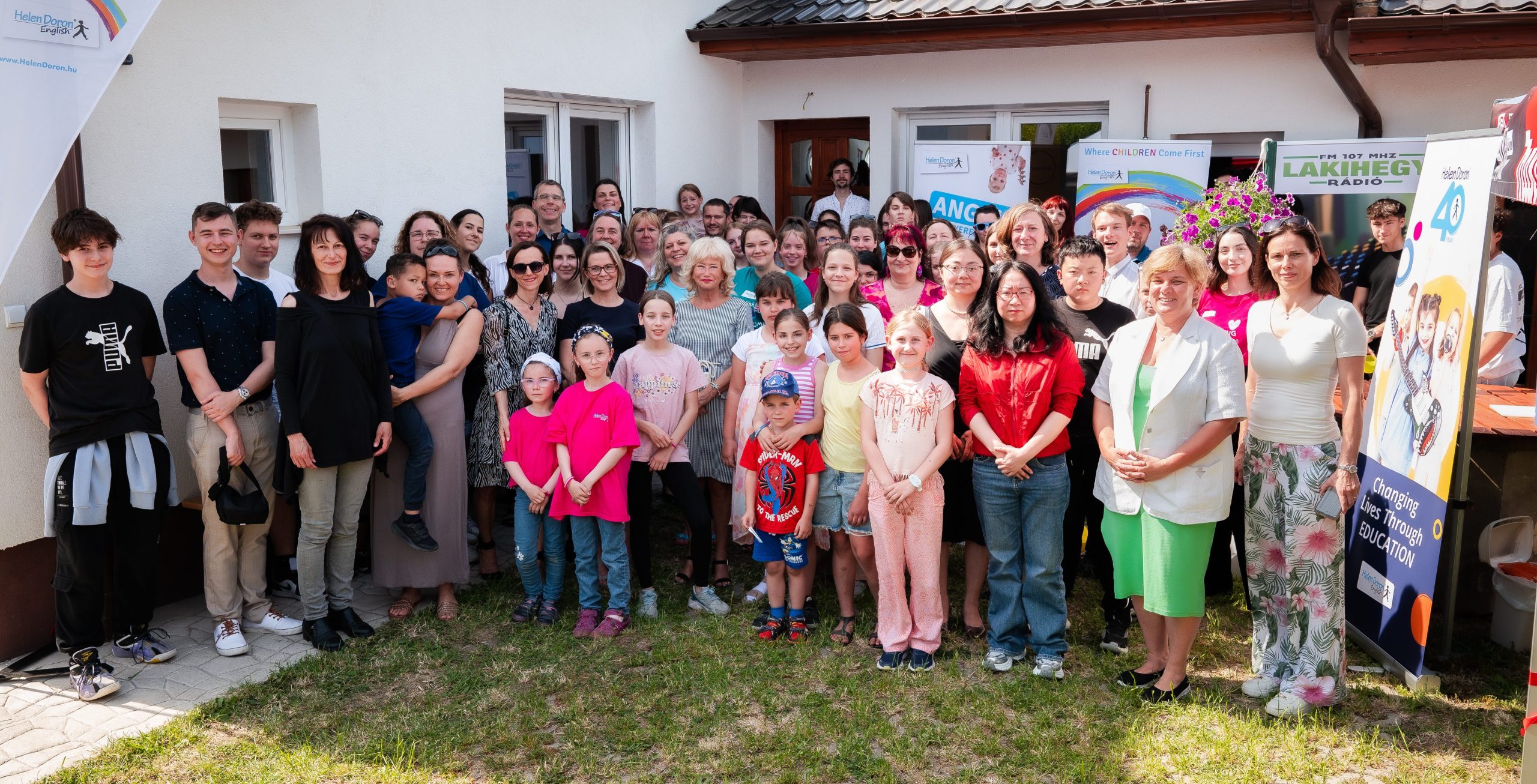 Read more about the article Helen Doron Budapesten Ünnepi pillanatok, 40 éves jubileum és televíziós megjelenés